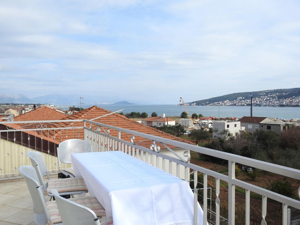 Marini Apartmani Traù Esterno foto