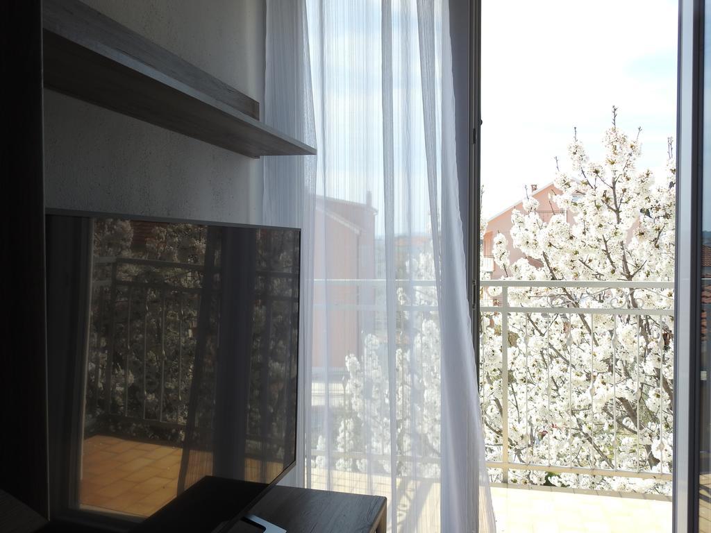 Marini Apartmani Traù Esterno foto